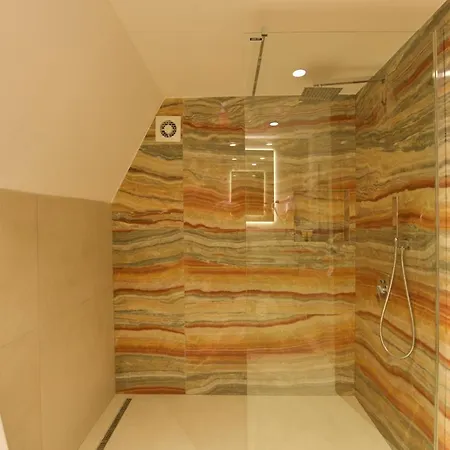 Kompleksi Turistik Dea Hotel Mjede