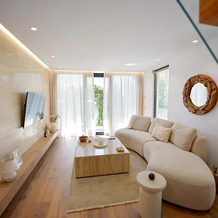 Kompleksi Turistik Dea * Mjede