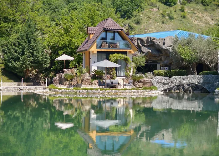 Kompleksi Turistik Dea Mjede