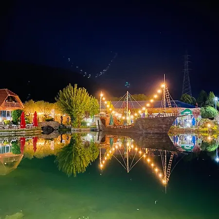 Kompleksi Turistik Dea Hotel Mjede